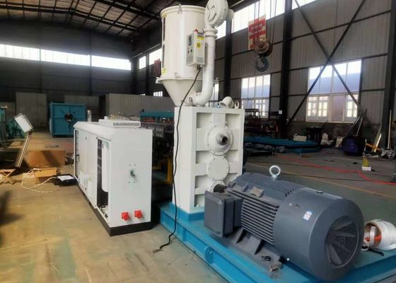 Gewölbte Draht-Rohr-Kunststoffrohr-Extruder-Maschine 40r/Min