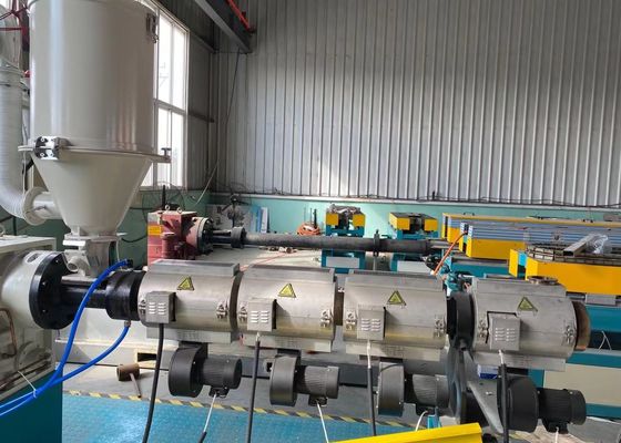 Gewölbtes Plastikrohr PE/PP/PA 16-52mm, das Maschinen-Extruder herstellt