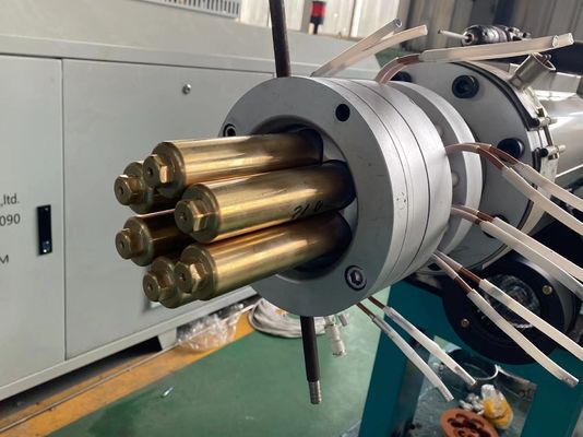 Loch-Verdrängungs-Kunststoffrohr-Fertigungsstraße Siemens multi für PET/PVC