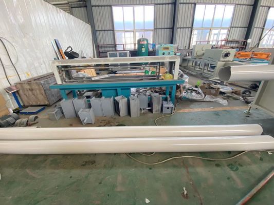 Wasserversorgung und Abflussrohr PVC-Rohr-Verdrängungs-Linie, die Maschine herstellt