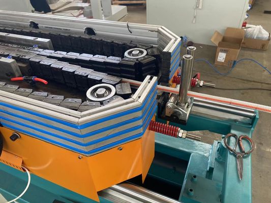 Wand-gewölbte Rohr-Extruder-Maschinen-einzelne Schraube pp.-PET-PVC-PAs einzelne
