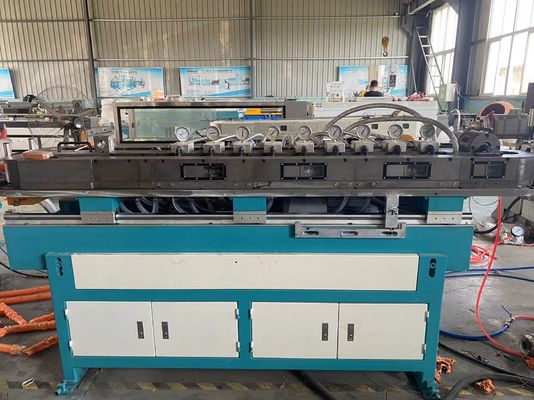 Vollautomatisches Vakuum, das HDPE Kunststoffrohr herstellt Maschine bildet