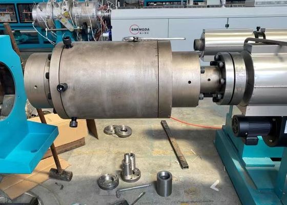 Einzelne Schraube 110mm HDPE Rohr-Verdrängungs-Linie Ölversorgung