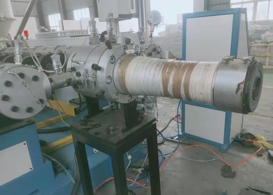 Plastik-PPR-HDPE gewölbte Rohr-Verdrängungs-Linie 37kw mit ABB-Konverter