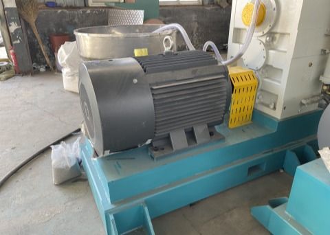 200-250 Rohr-Verdrängungs-Linie kg/h PE/HDPE/PVC doppel-wandige gewölbte