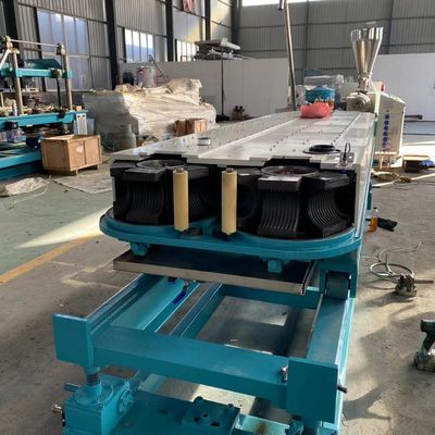 einzelne Wand-gewölbte Rohr-Verdrängungs-Linie 16-63mm HDPE-PET-PVCs, die Maschine herstellt